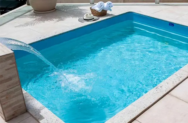 Piscina com cascata em Lorena